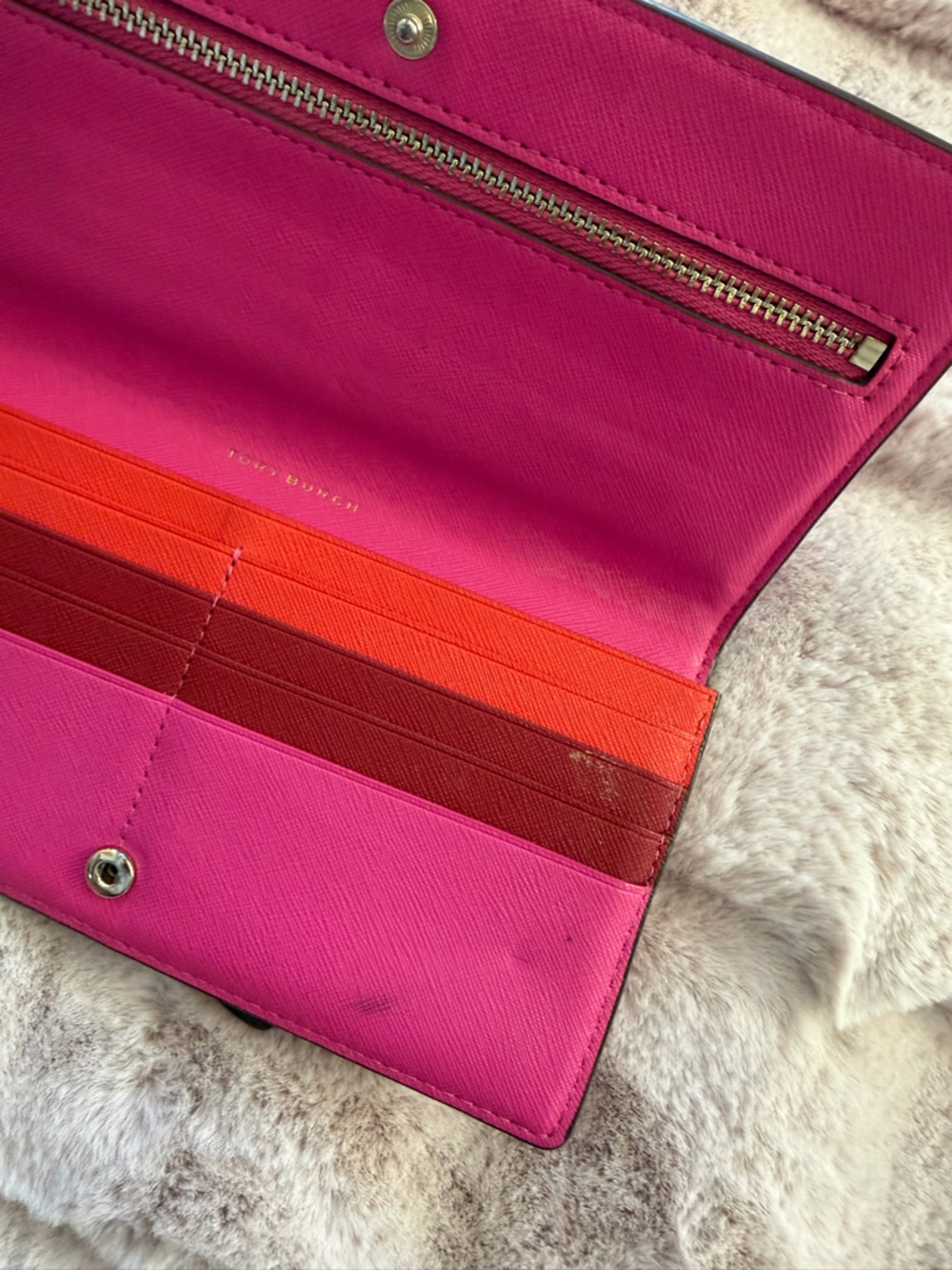 Tory Burch Fuchsia Zip Wristlet Wallet with Gold Logo - Picture 7 of 7